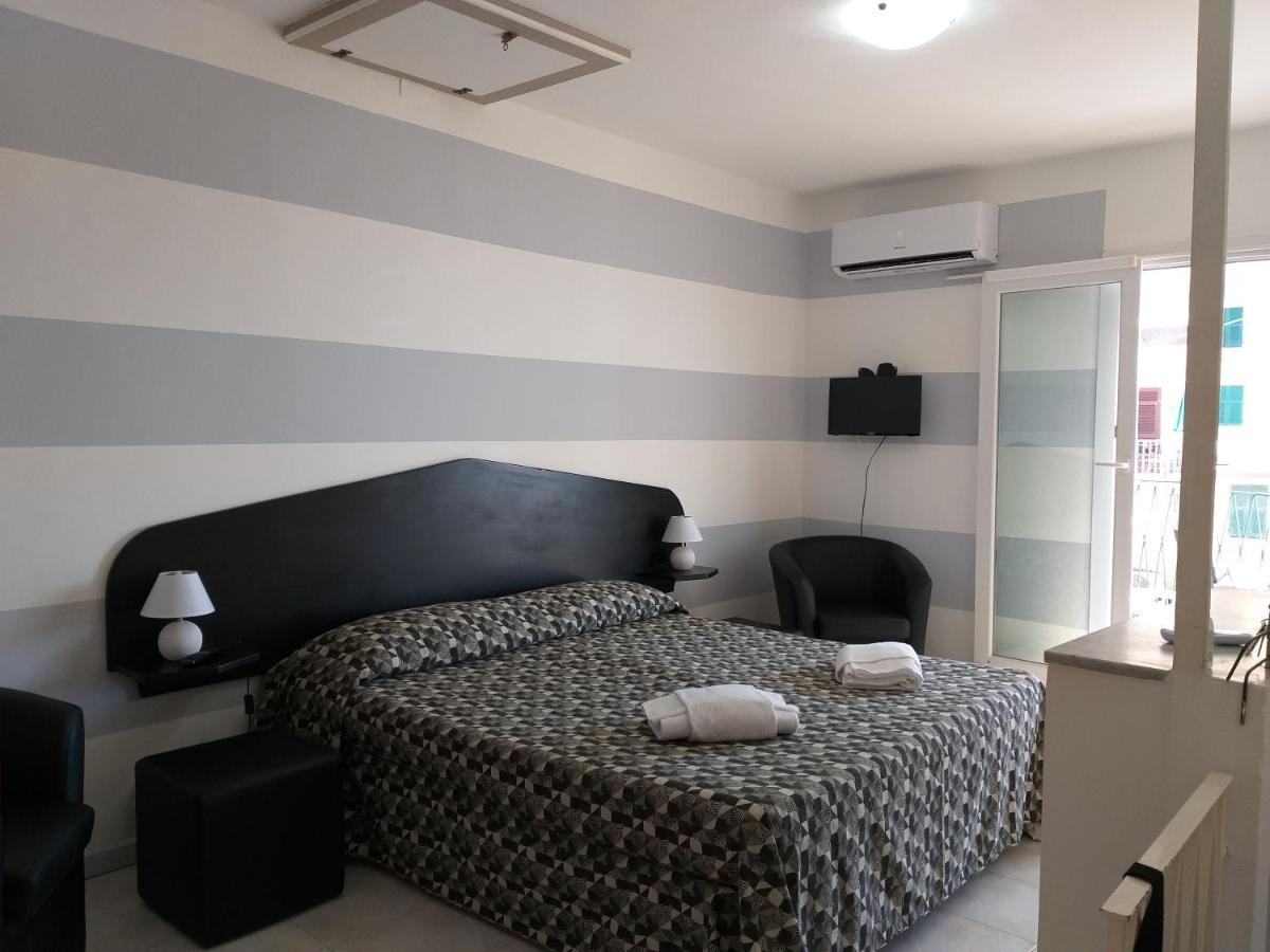 Aa Ciasea Duu Pintuu Apartment Riomaggiore Bagian luar foto